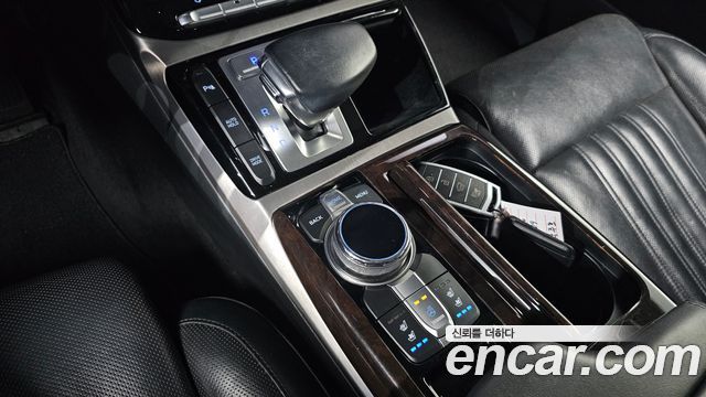 Genesis EQ900 2016 — photo 9