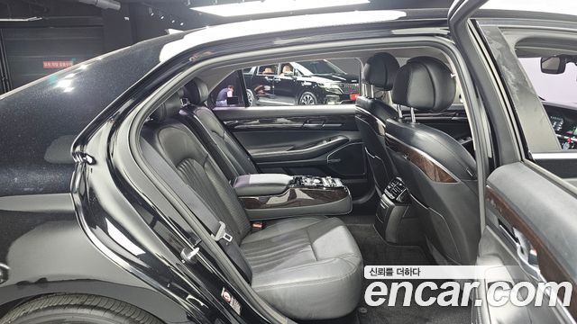 Genesis EQ900 2016 — photo 11