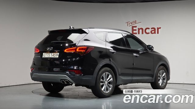 Hyundai Santafe 2018 — photo 2