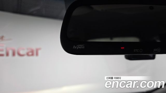 Hyundai Santafe 2018 — photo 25