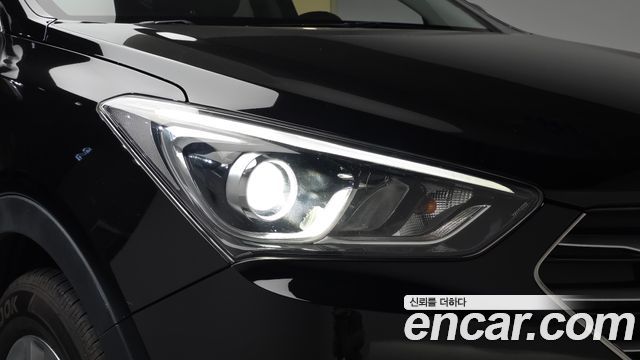 Hyundai Santafe 2018 — photo 8