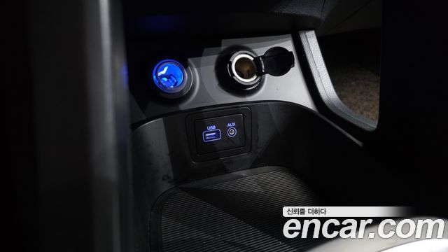 Hyundai Santafe 2018 — photo 27