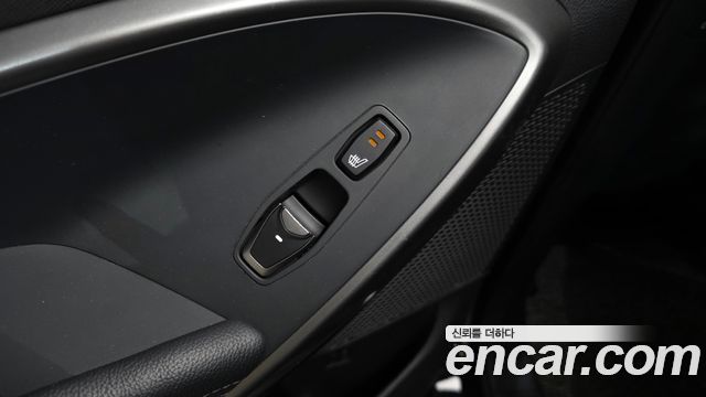 Hyundai Santafe 2018 — photo 33