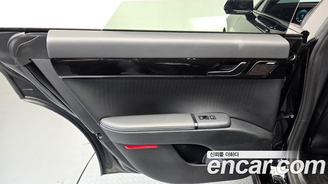 Hyundai Grandeur 2025 — photo 15