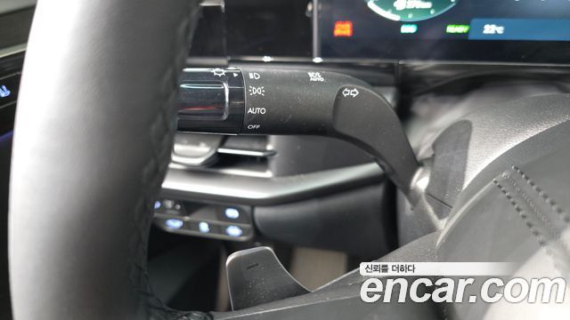 Hyundai Grandeur 2025 — photo 28