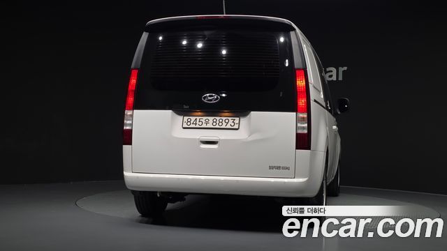 Hyundai Staria 2022 — photo 4