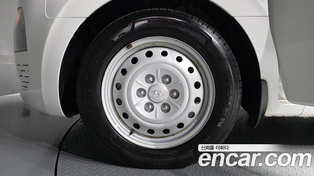 Hyundai Staria 2022 — photo 5