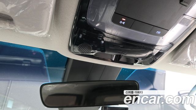 Hyundai Staria 2022 — photo 24
