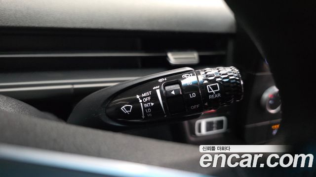 Hyundai Staria 2022 — photo 28