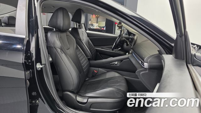Hyundai AVANTE 2021 — photo 17