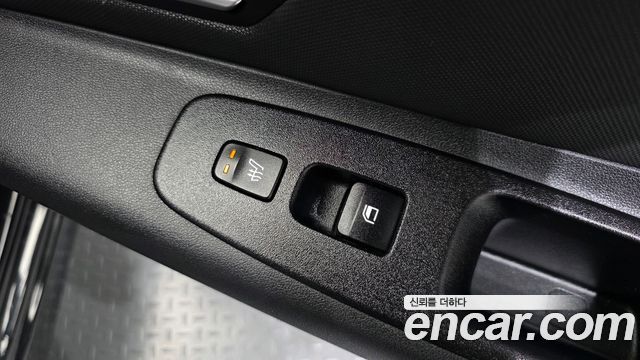 Hyundai AVANTE 2021 — photo 24