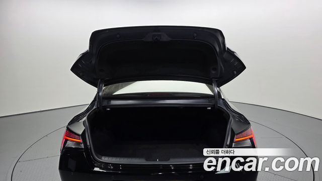 Hyundai AVANTE 2021 — photo 26