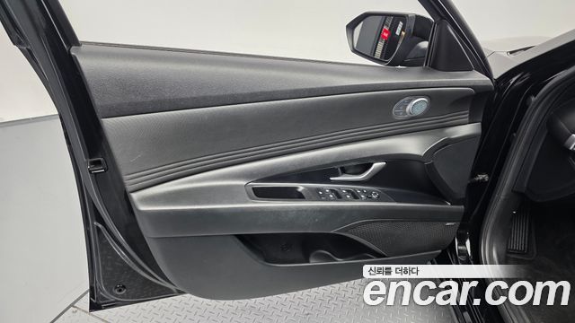 Hyundai AVANTE 2021 — photo 14