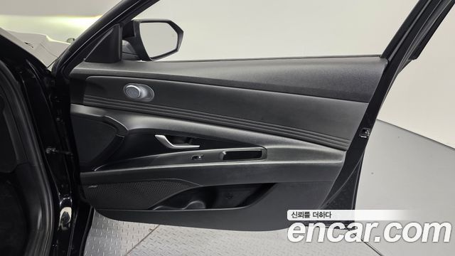 Hyundai AVANTE 2021 — photo 15