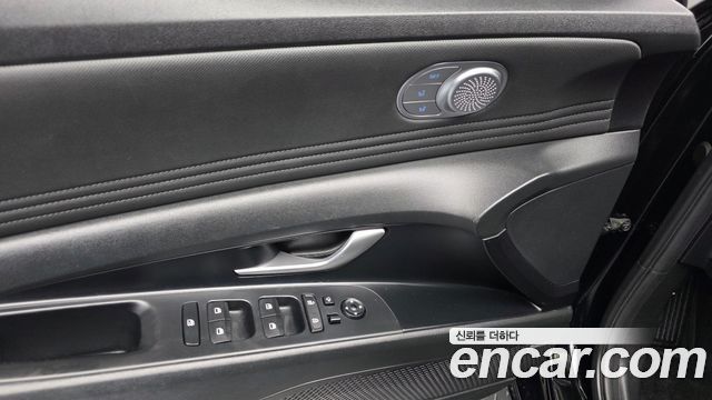 Hyundai AVANTE 2021 — photo 29