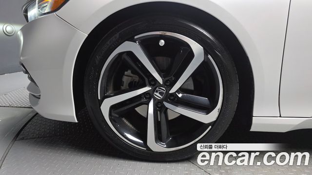 Honda Accord 2018 — photo 5