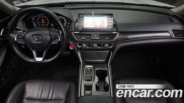Honda Accord 2018 — photo 7