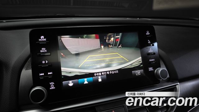 Honda Accord 2018 — photo 15