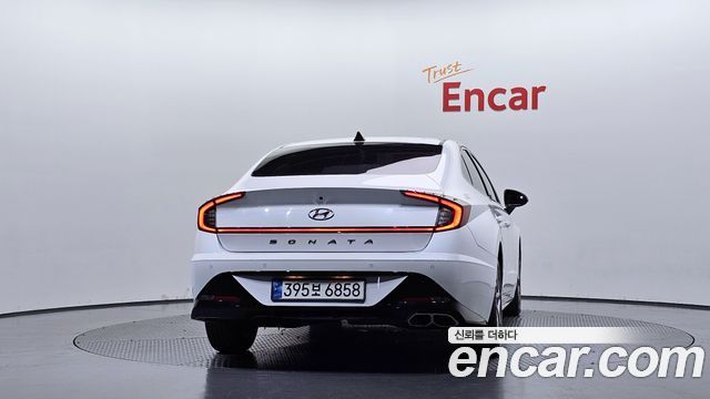 Hyundai Sonata 2022 — photo 4
