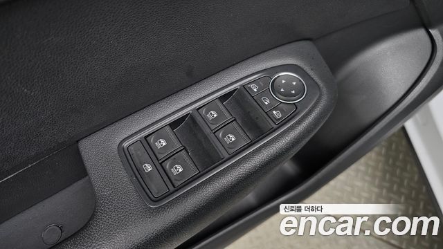 Renault Korea XM3 2020 — photo 29