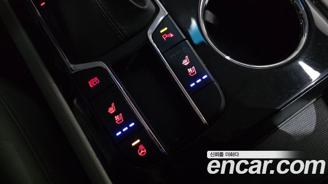 Kia Canival 2019 — photo 23