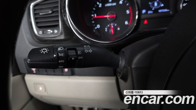 Kia Canival 2019 — photo 29