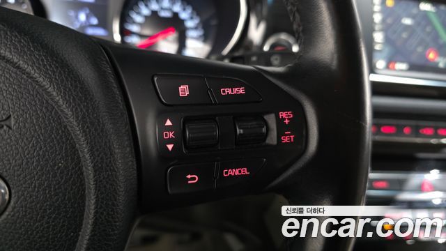 Kia Canival 2019 — photo 31
