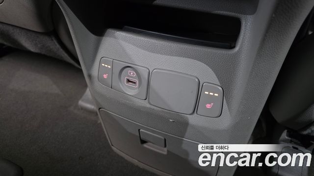 Kia Canival 2019 — photo 34