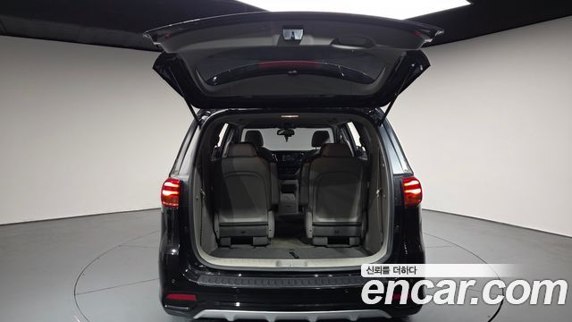 Kia Canival 2019 — photo 35