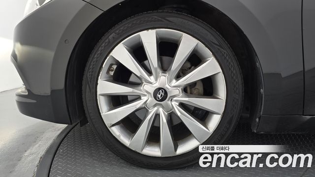 Hyundai Grandeur 2012 — photo 5