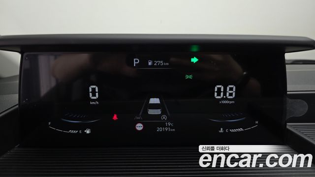 Hyundai Staria 2023 — photo 11