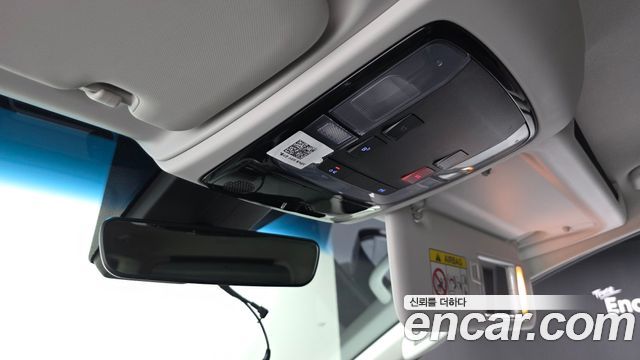 Hyundai Staria 2023 — photo 24