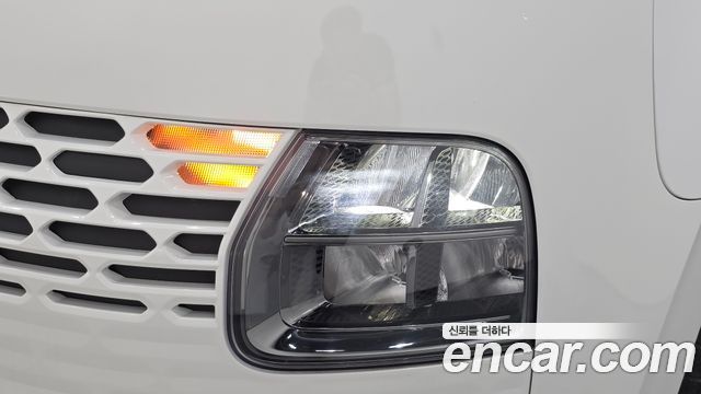 Hyundai Staria 2023 — photo 8