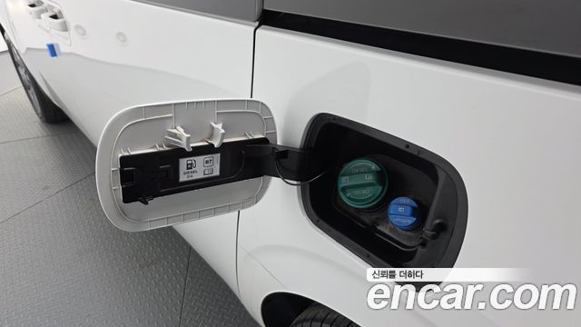 Hyundai Staria 2023 — photo 30