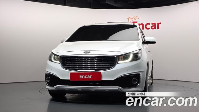 Kia Canival 2018 — photo 3