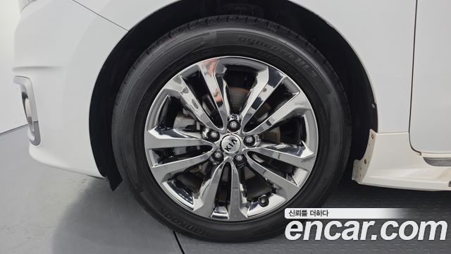 Kia Canival 2018 — photo 5