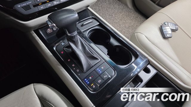 Kia Canival 2018 — photo 9