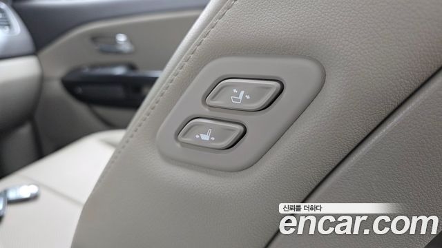 Kia Canival 2018 — photo 18