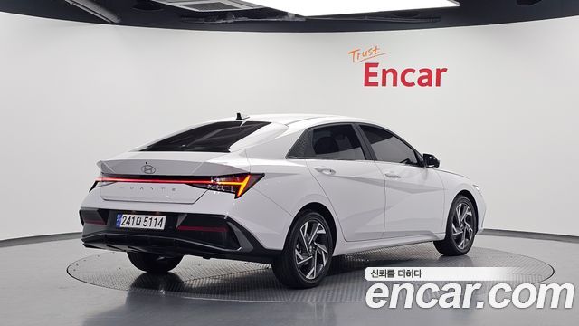 Hyundai AVANTE 2024 — photo 2
