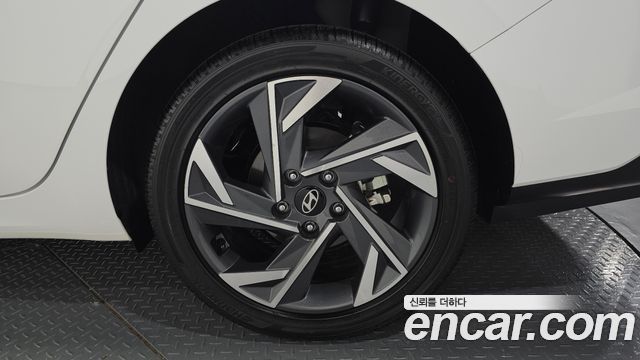 Hyundai AVANTE 2024 — photo 7