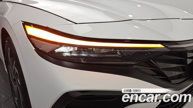 Hyundai AVANTE 2024 — photo 8