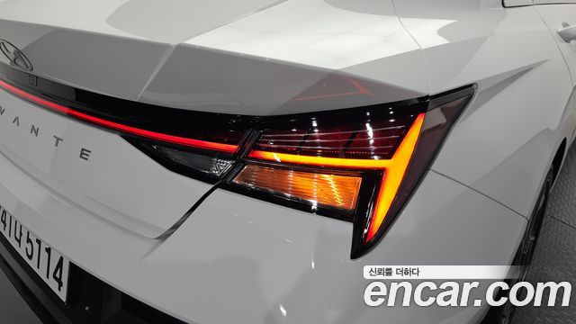 Hyundai AVANTE 2024 — photo 9