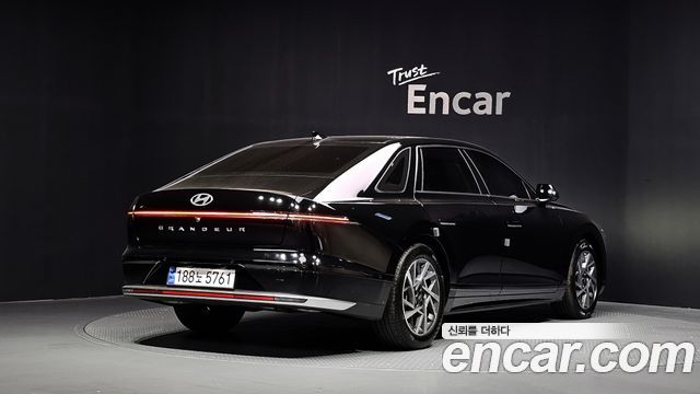 Hyundai Grandeur 2023 — photo 2