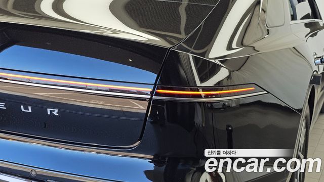 Hyundai Grandeur 2023 — photo 9