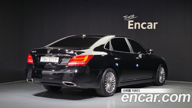 Hyundai Equus 2015 — photo 2