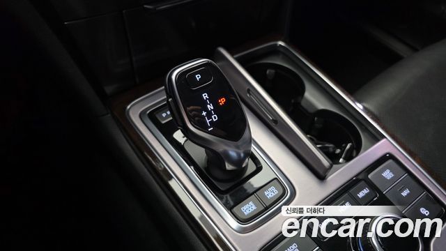 Hyundai Equus 2015 — photo 9