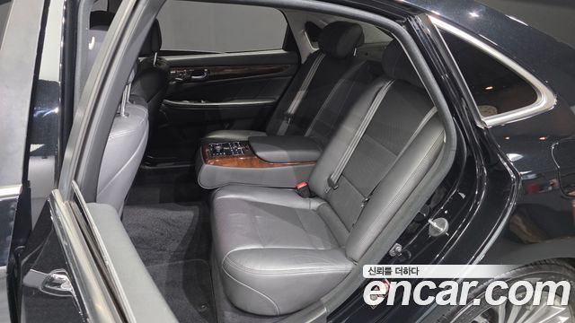 Hyundai Equus 2015 — photo 11