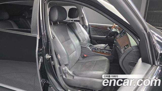 Hyundai Equus 2015 — photo 12