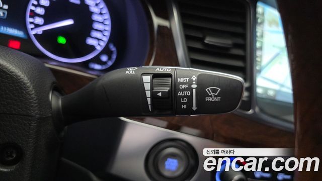 Hyundai Equus 2015 — photo 17