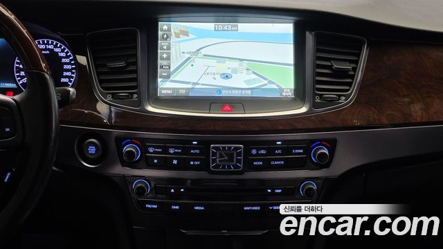 Hyundai Equus 2015 — photo 20